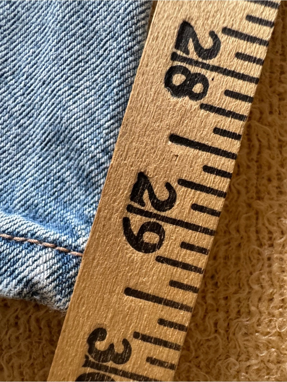 American Eagle Outfitters Light Blue Distressed 90’s Boot Cut Jeans - Picture 8 of 8